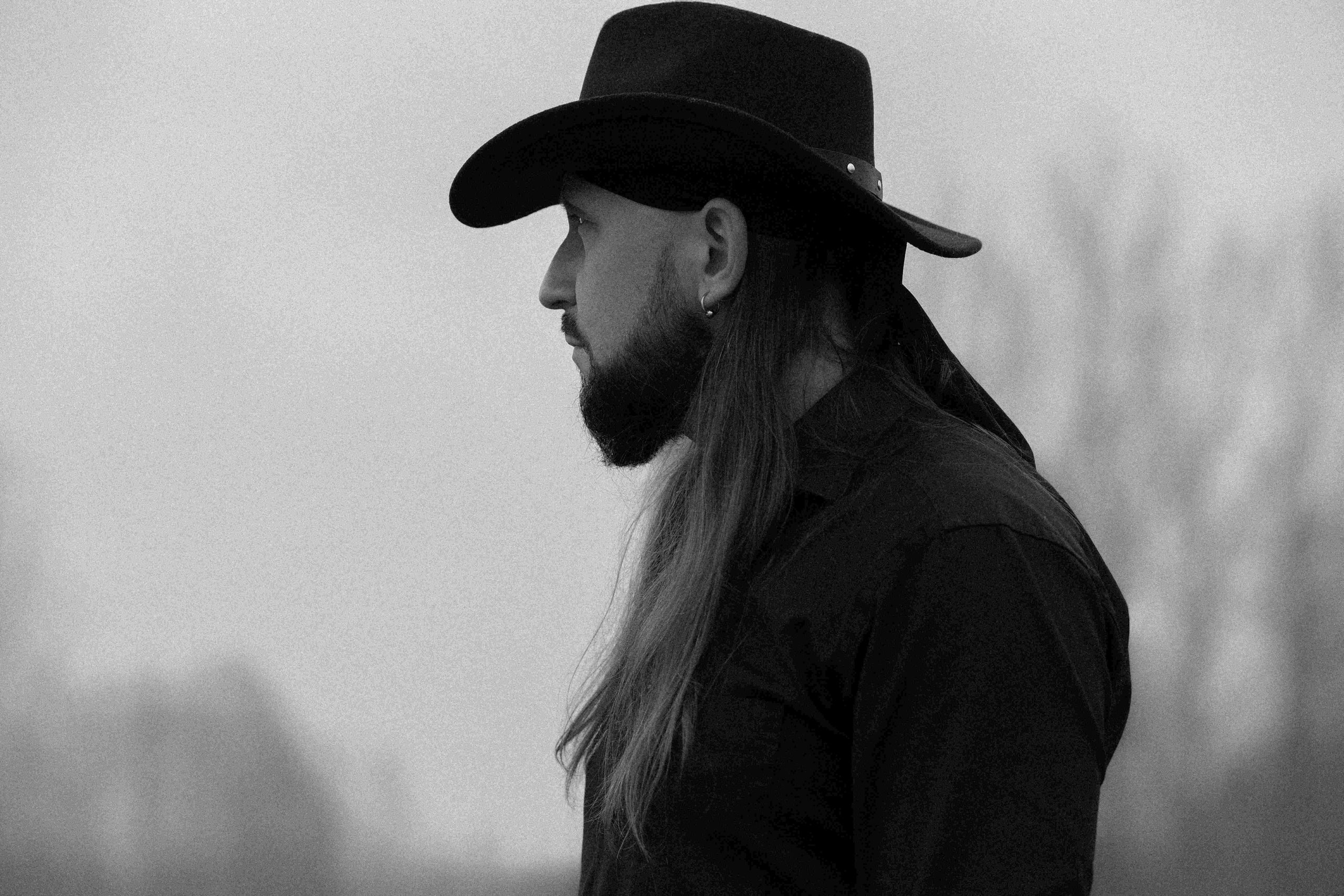 UKĆ. Solowy projekt muzyka Christ Agony, Virgin Snatch z przejmującym singlem 'Anomalie’