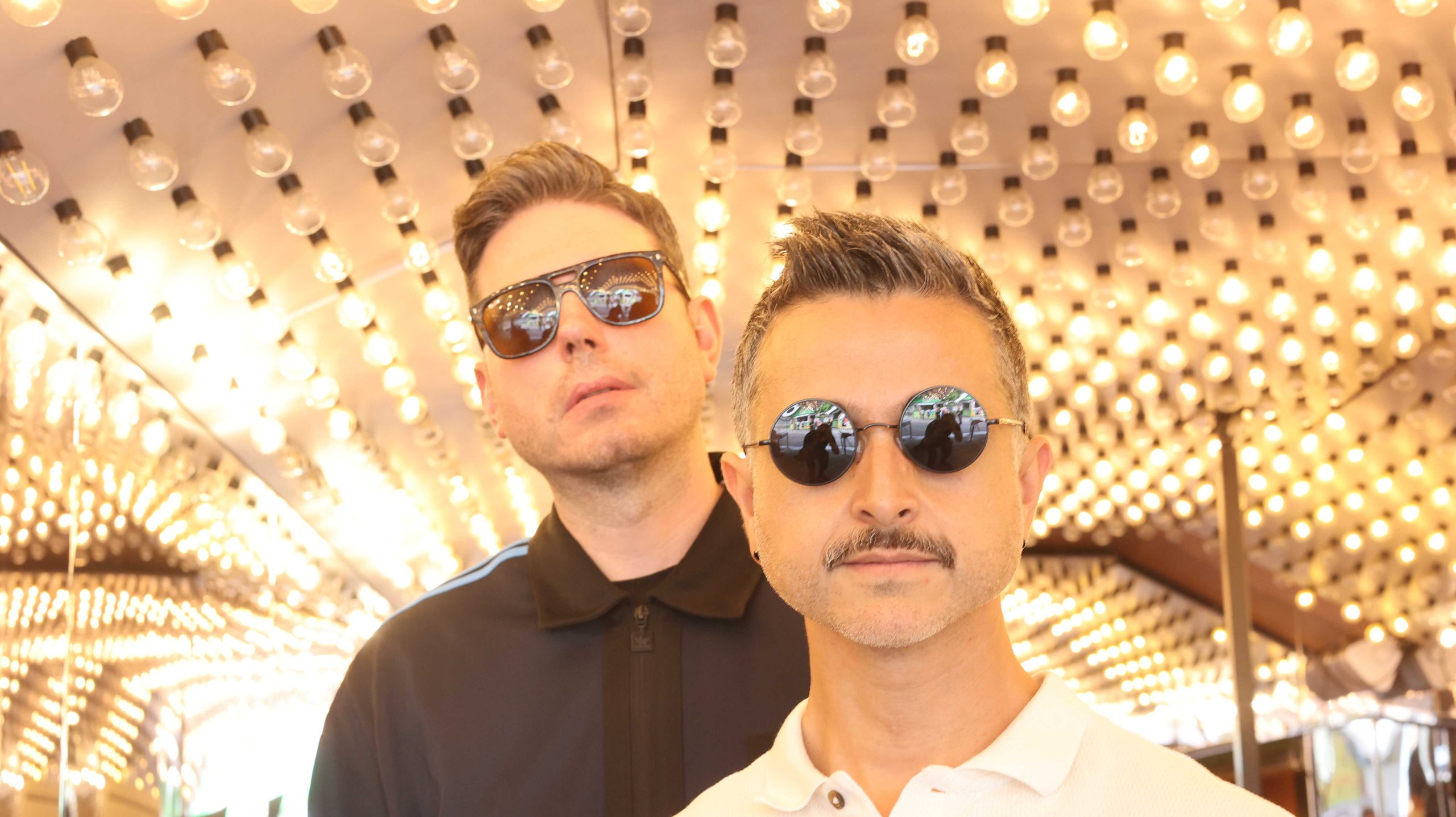 DEAD STAR TALK. Europejski rock z producentem od Metallica prezentują singiel 'Outta Luck’